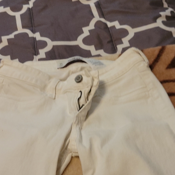 Hollister  jeans - Picture 4 of 4